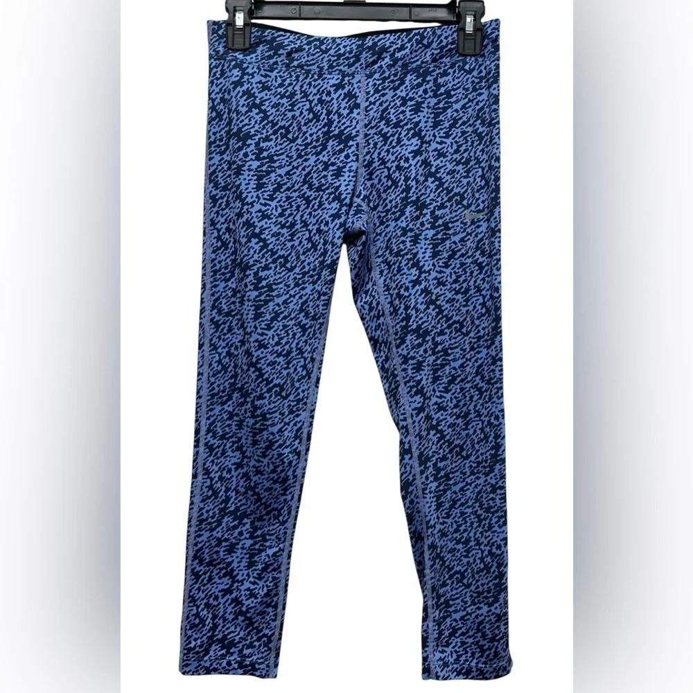 Nike women’s Dri-FIT Black and Blue Capri Leggings Size S - Picture 1 of 5